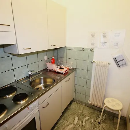Ferienwohnung Sarazena Saas-Fee Zimmer foto