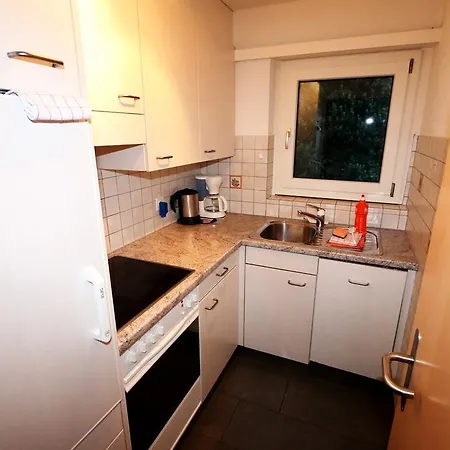 Ferienwohnung Sarazena Saas-Fee Zimmer foto