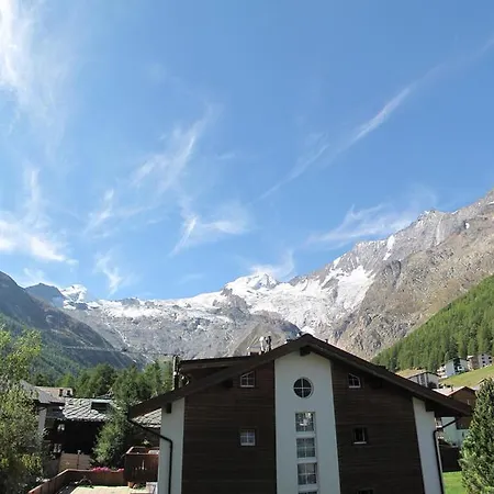 Ferienwohnung Sarazena Saas-Fee Zimmer foto