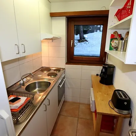 Ferienwohnung Sarazena Saas-Fee Zimmer foto