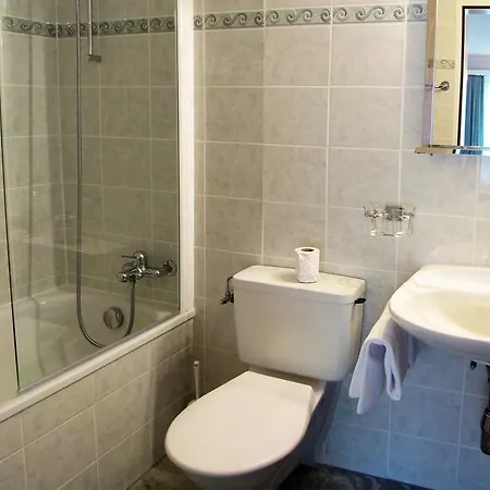 Ferienwohnung Sarazena Saas-Fee Zimmer foto